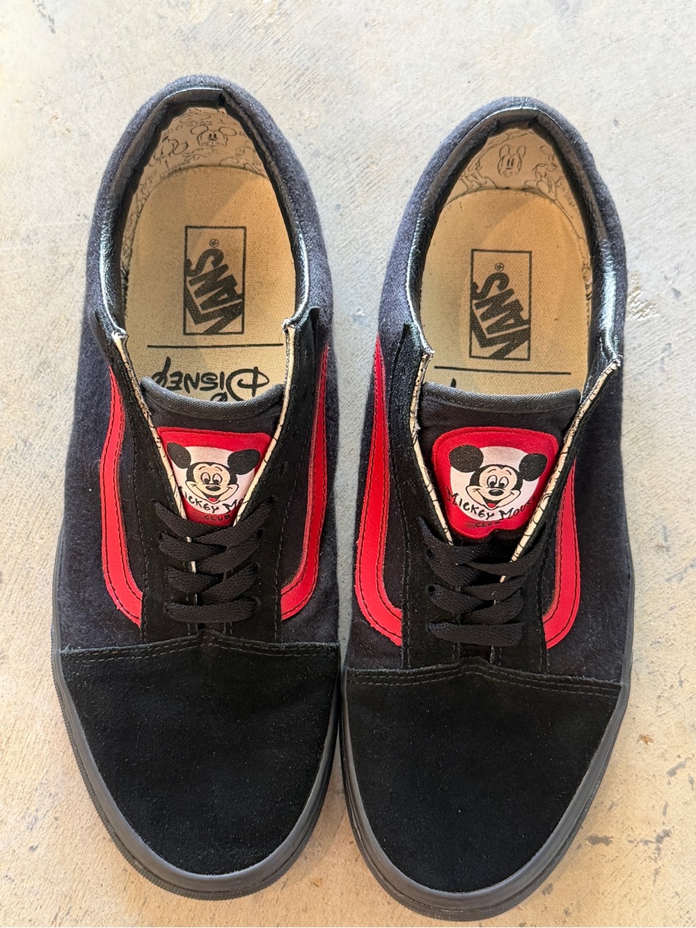 Vans Disney Mickey Mouse Club Old Skool Black Red Suede Sneakers Men’s 10.5